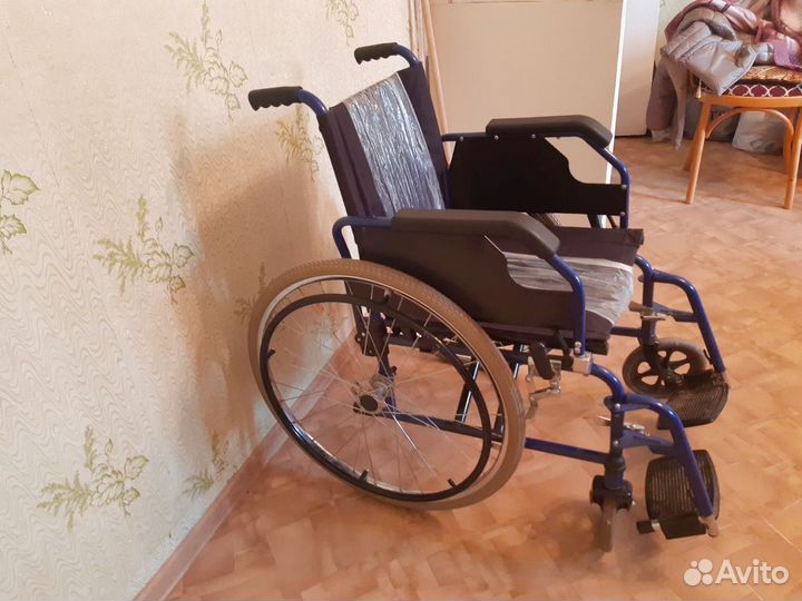 Инвалидная коляска складная бу