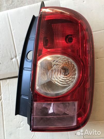 Фонарь задний Renault Duster