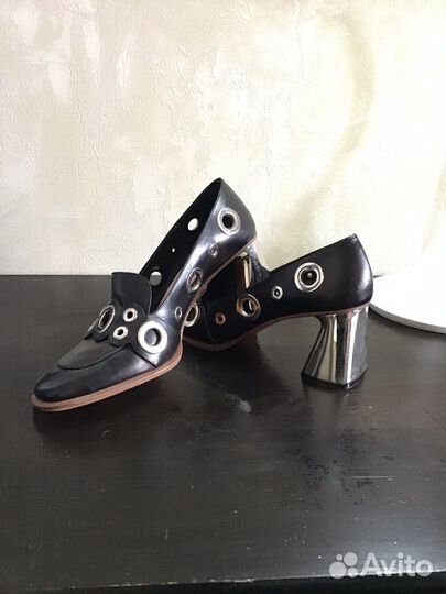 Туфли женские 38 размер