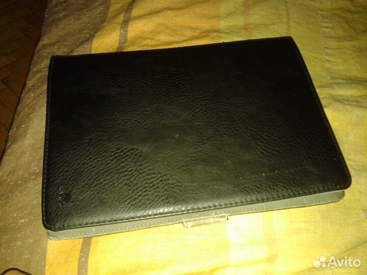 Чехол для планшета Riva Case обмен