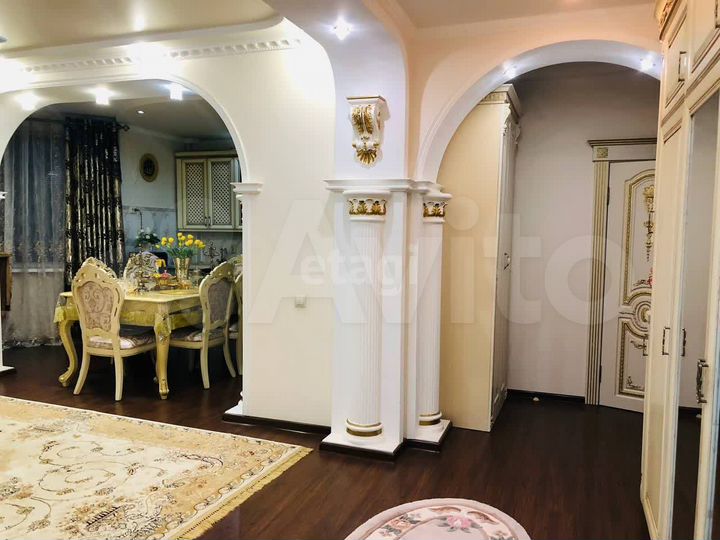 2-к. квартира, 69,2 м², 2/6 эт.