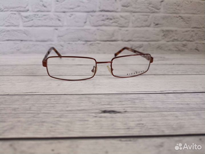 John Richmond новые очки женские Италия