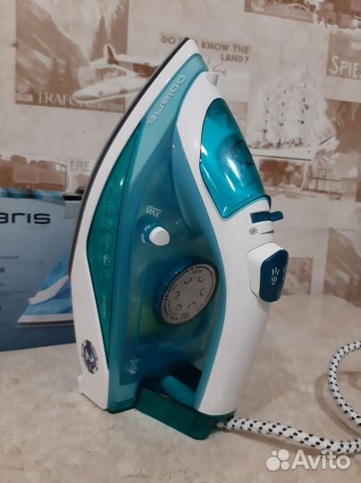 Утюг Polaris PIR 2490AK