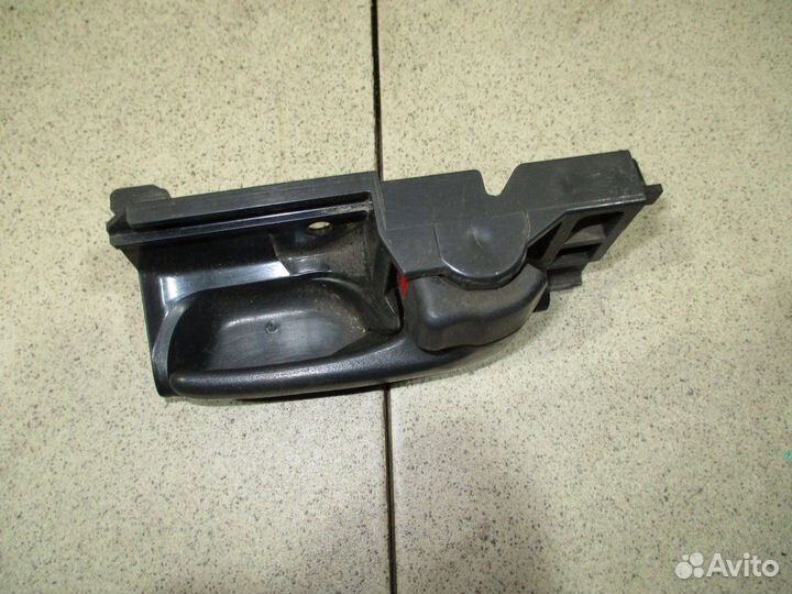 Ручка двери внутренняя правая Toyota Probox 2002