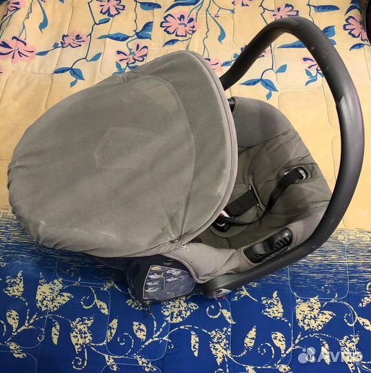 Автомобильное кресло