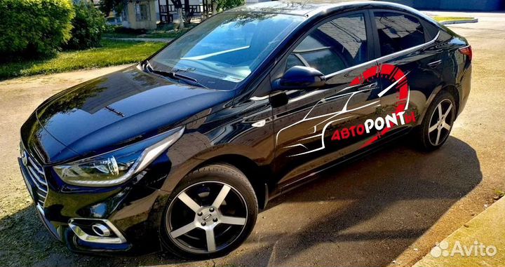 Крыло Хендай Солярис с 2017 крашенное переднее