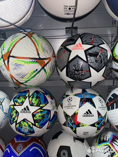 Футбольный мяч размер 5,4