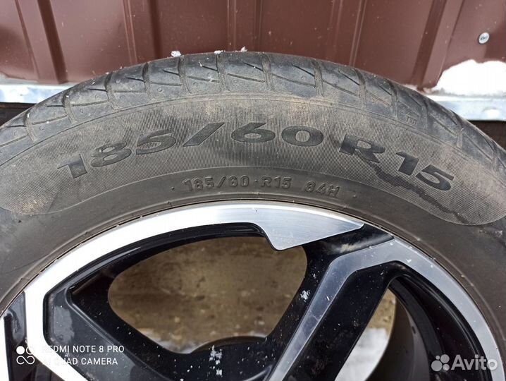 Продам колеса с дисками в сборе