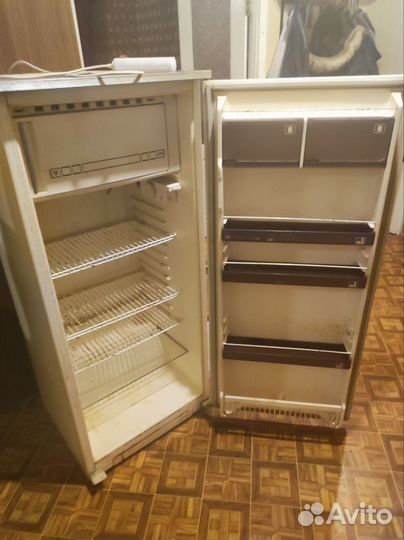 Холодильник бу