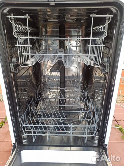 Посудомоечная машина Electrolux esf9421low