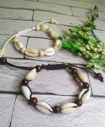 Плетёные браслеты, чокеры,из ракушек Каури