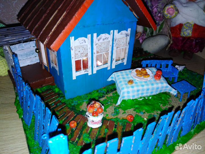 Ночник. Миниатюрный Домик в деревне