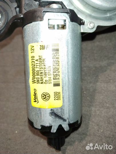 Моторчик стеклоочистителя Tiguan