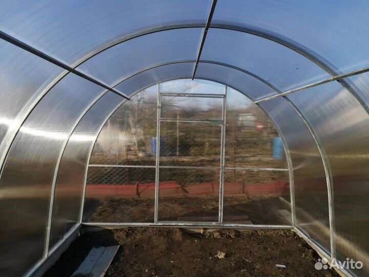 Теплица арочная Южанка