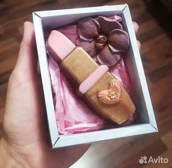 Подарок на 8 марта /Набор косметики/шоколад