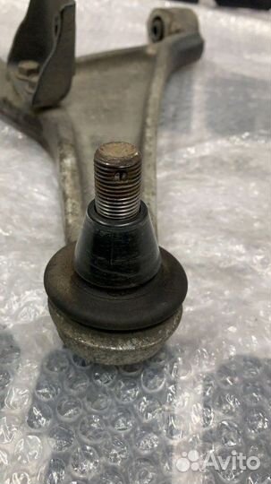 Рычаг подвески верхний задний правый Infiniti Fx35