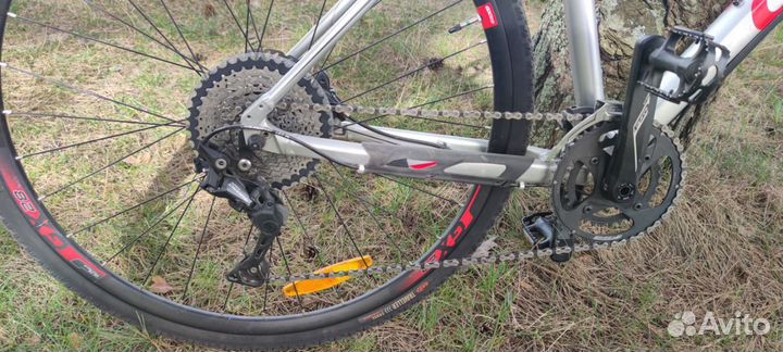 Велосипед Giant Roam 1 Disc 2019