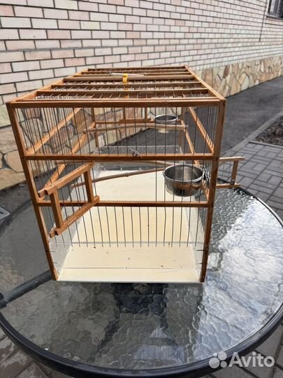 Клетка для птиц из дерева