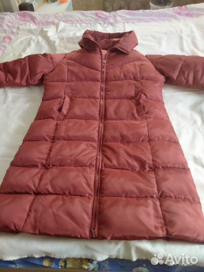 Пальто демисезон стёганое с капюшоном