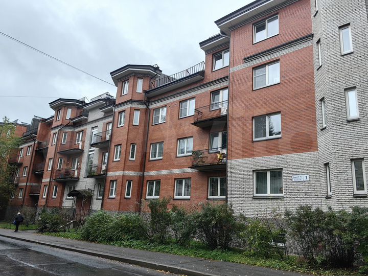 1-к. квартира, 53,4 м², 2/4 эт.