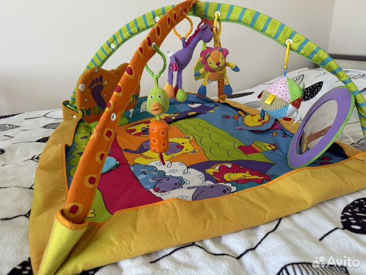 Развивающий коврик tiny love