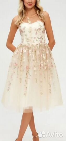 Платье женское