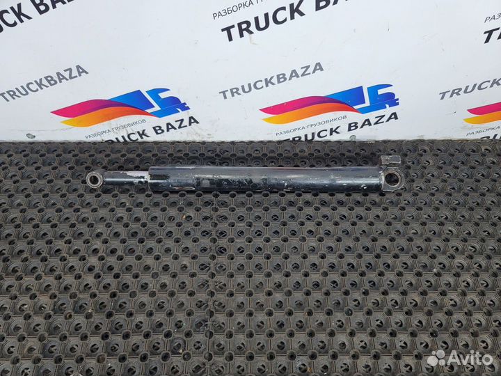 500368557 Цилиндр подъема кабины Iveco Stralis