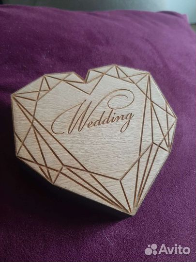 Свадебная шкатулка для колец (состояние новой)