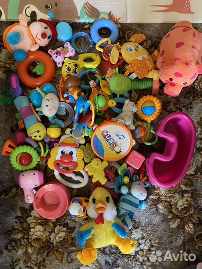 Погремушки, игрушки пакетом