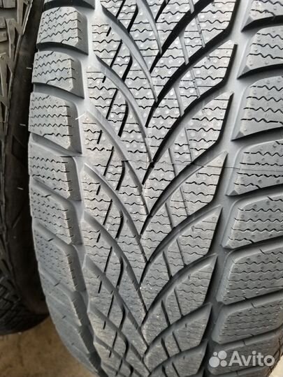 Goodyear UltraGrip Ice 2 195/55 R15 85T