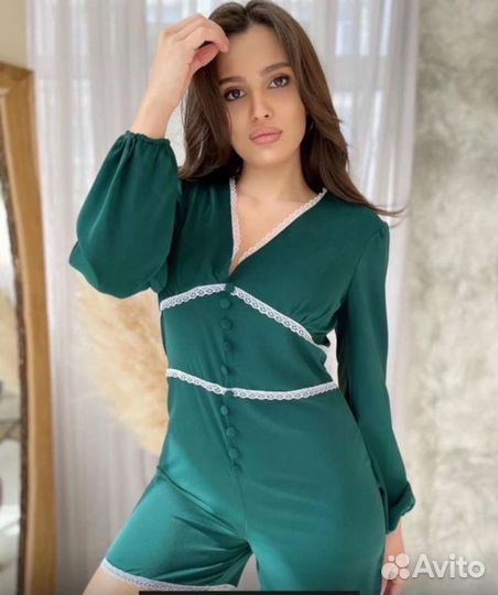 Новый Комбинезон женский р-р 48