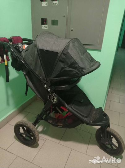 Прогулочная коляска bebi jogger