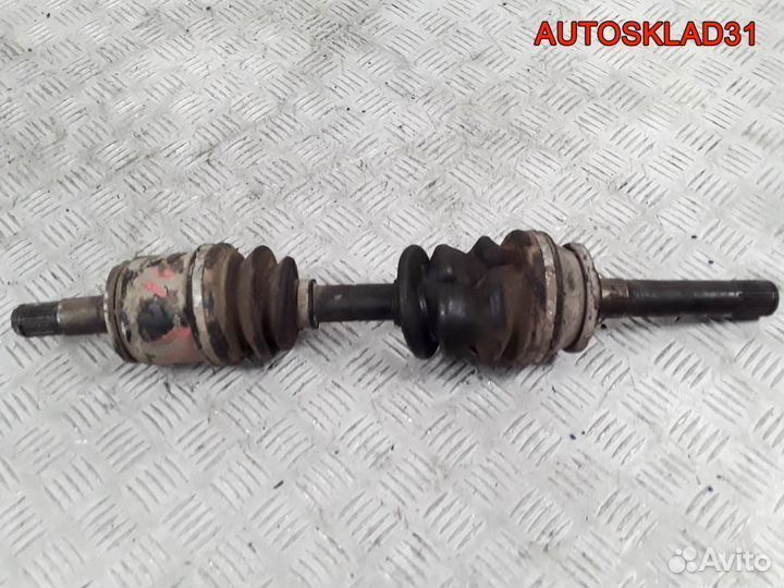 Привод передний левый Mitsubishi Pajero 2.5TD 4D56