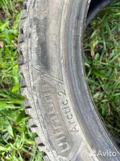 Goodyear UltraGrip Arctic 2 235/45 R18 98T