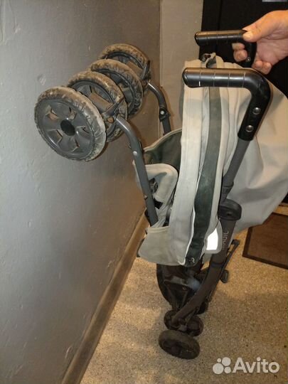 Продам детскую коляску