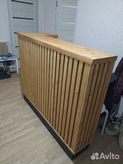Стойка ресепшн