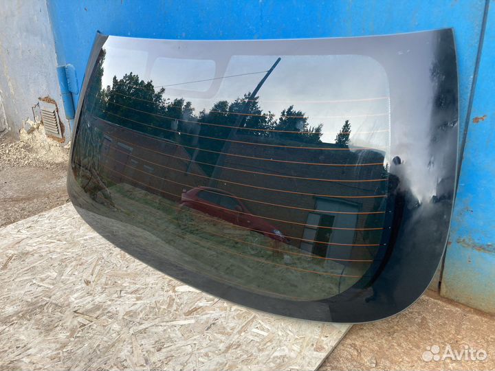 Стекло заднее Шевроле Лачетти Хетчбэе