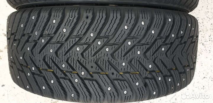 Nokian Tyres Hakkapeliitta 8 225/45 R18 и 245/40 R18 95T