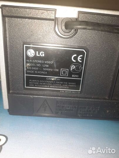 Видеомагнитофон LG