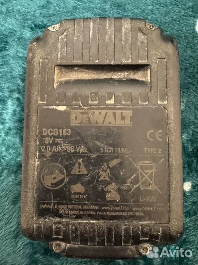 Шуруповерт Dewalt DCD796