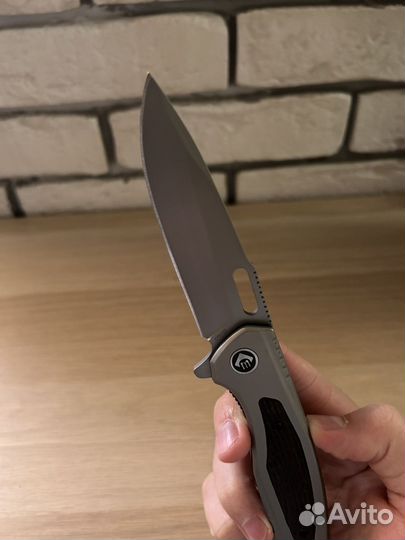 Складной нож из стали D2