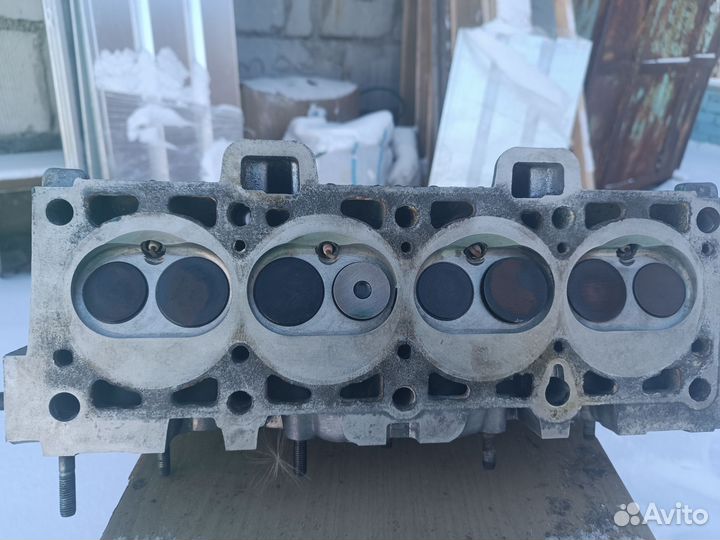 Продам головку от ваз 21115