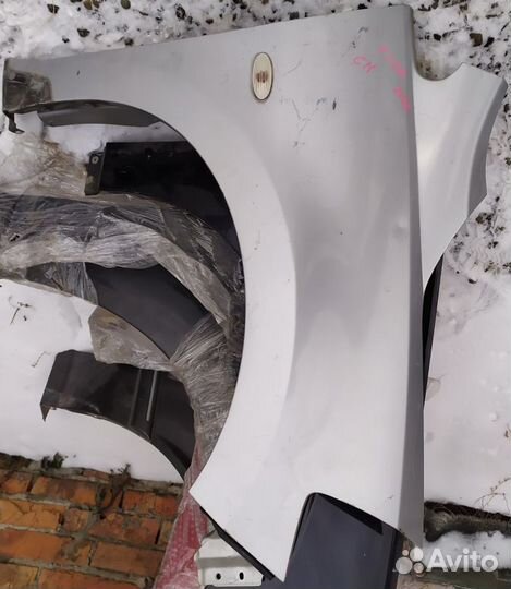 Крыло Nissan Tiida Latio, Tiida, C11, JC11, NC11