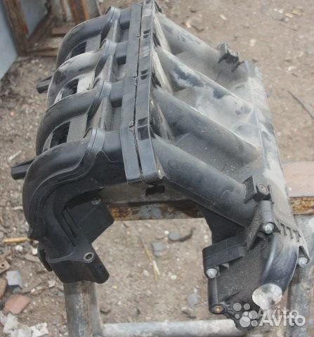 Коллектор впускной Mercedes Benz