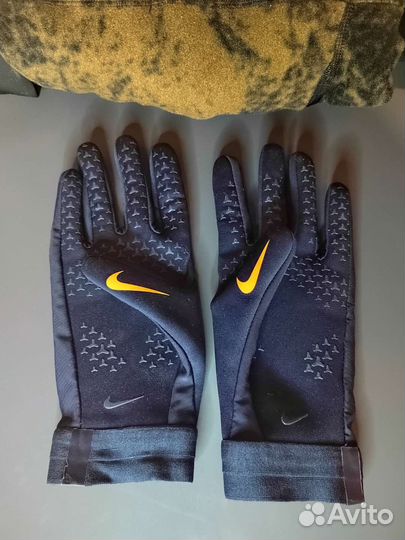 Перчатки Nike Barcelona
