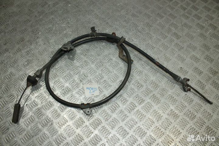Трос ручника левый Toyota Harrier 1 Lexus RX300