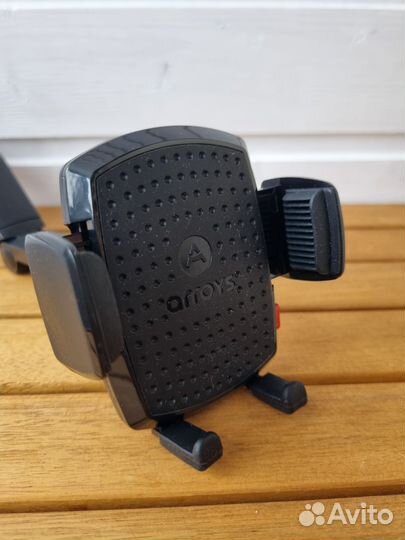 Держатель для телефона в авто Arroys