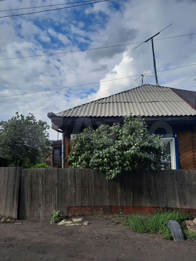 Дом 40 м² на участке 5 сот.