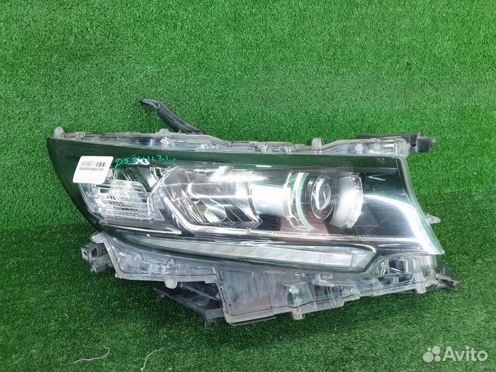 Фара правая Toyota Land Cruiser Prado