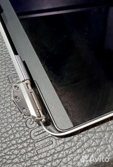 Верхняя крышка масвоок Air 13 Retina A2337